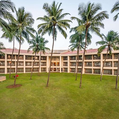 Silver Waves Resort & Spa - Daman Exterior foto