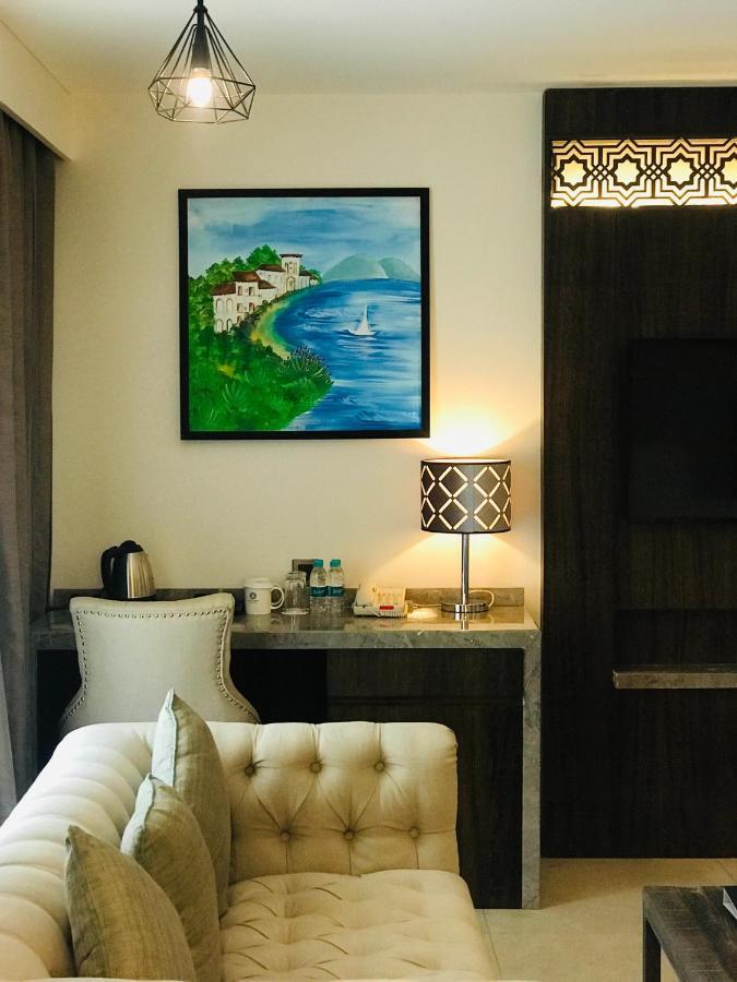 Silver Waves Resort & Spa - Daman Exterior foto