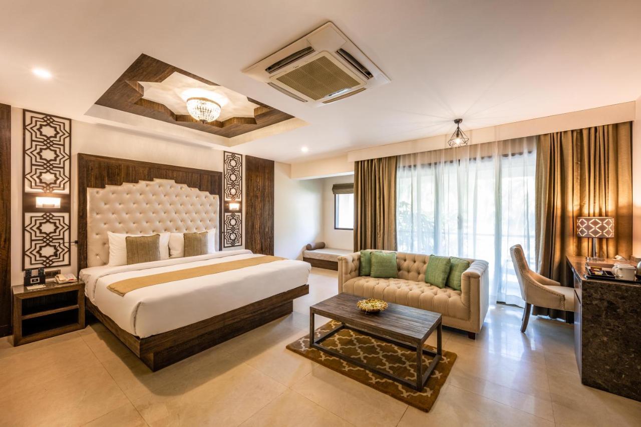 Silver Waves Resort & Spa - Daman Exterior foto