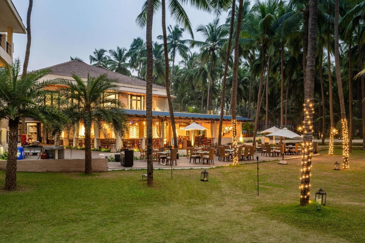 Silver Waves Resort & Spa - Daman Exterior foto